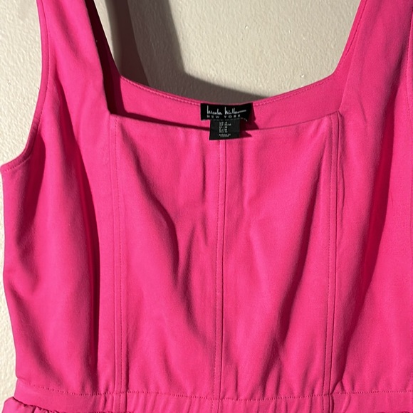 Nicole Miller, New York size medium. NWT. Hot pink dress. Side pockets and belt - Picture 8 of 10